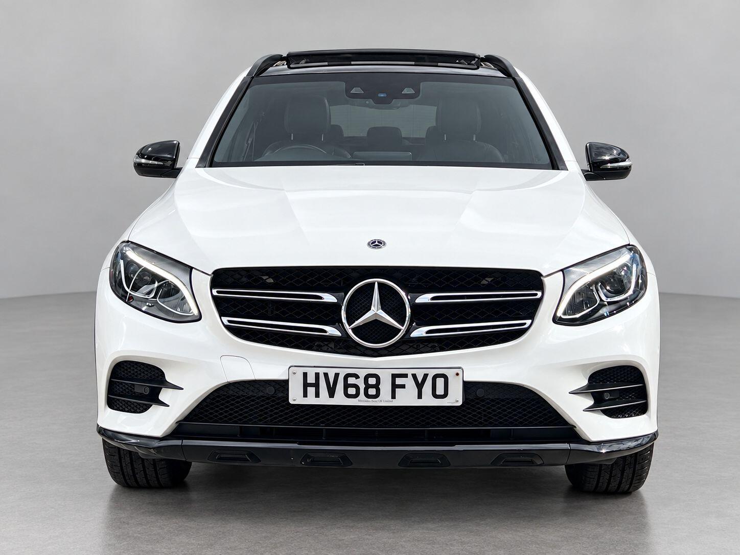 Mercedes-Benz GLC view 3