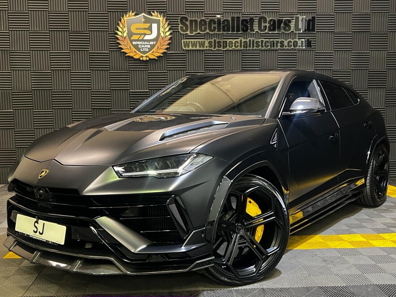 Lamborghini Urus view 22
