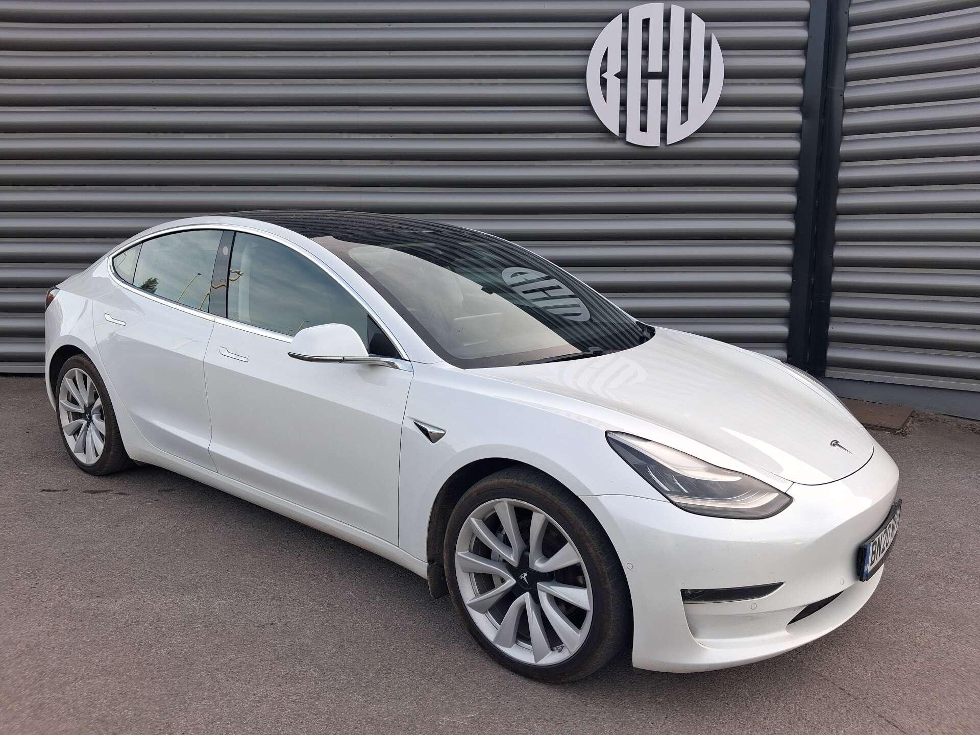 2020 Tesla Model 3 in White for sale