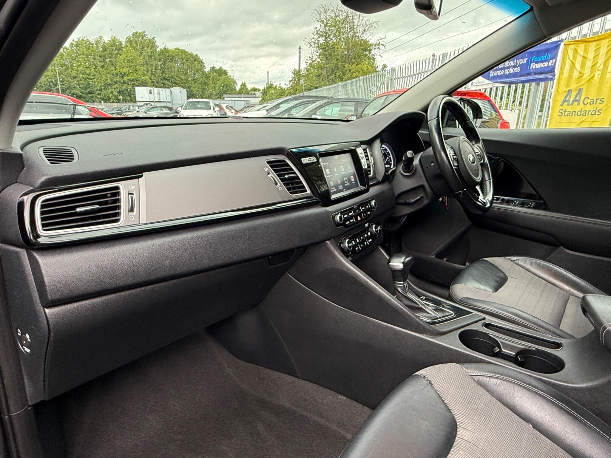 2018 Kia Niro image 25