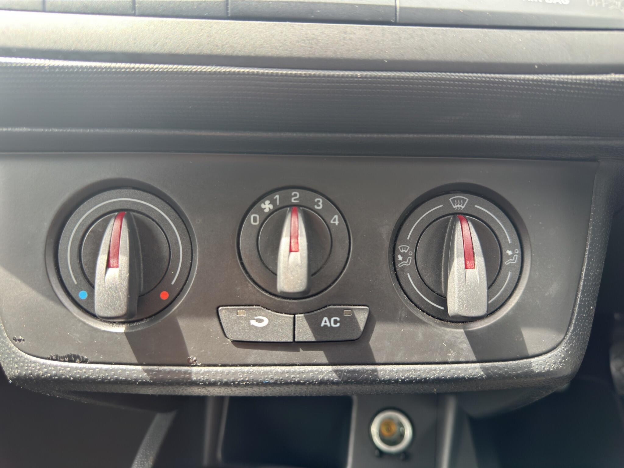 Seat Ibiza view 13