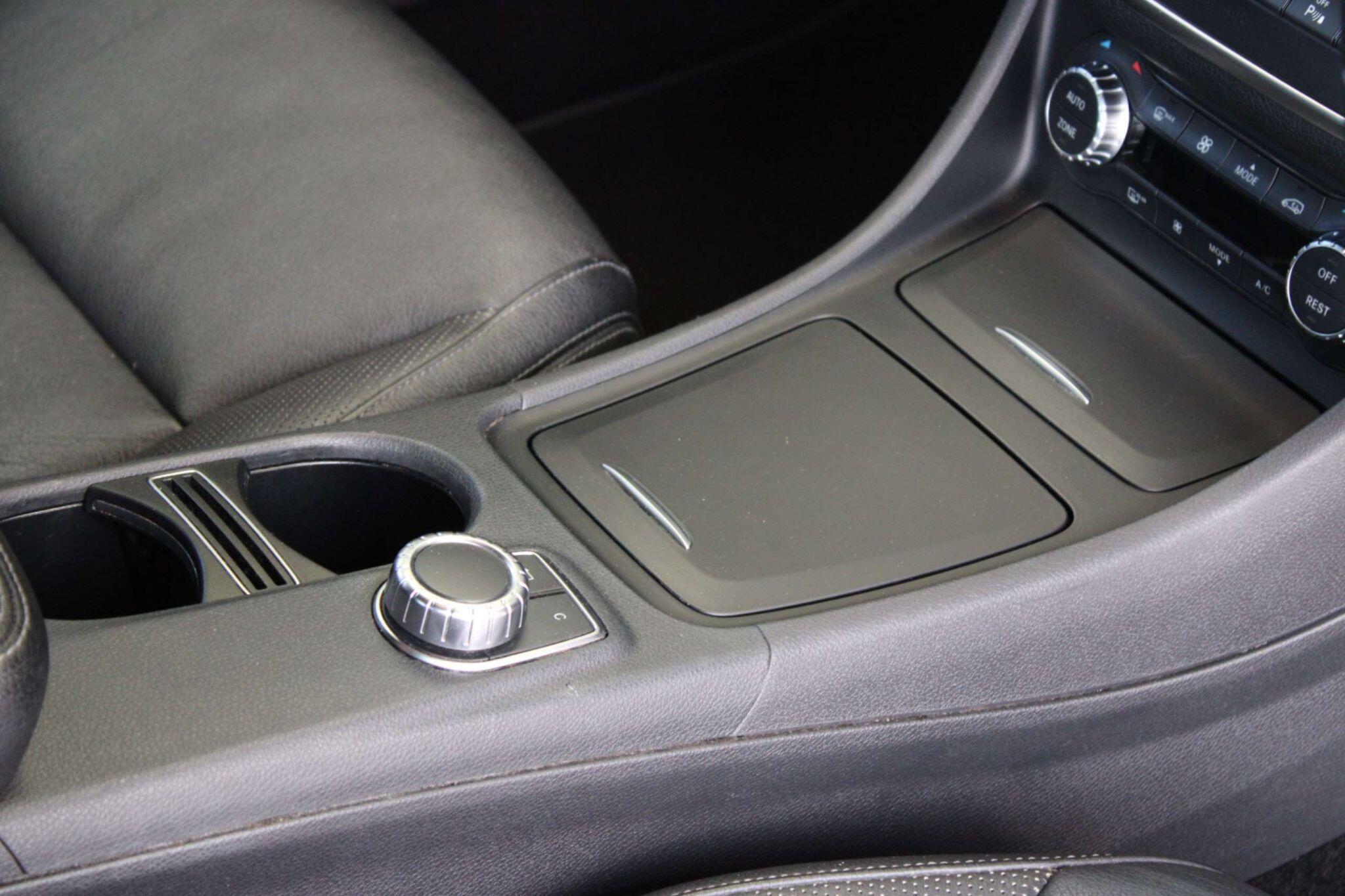 Mercedes-Benz Cla view 13