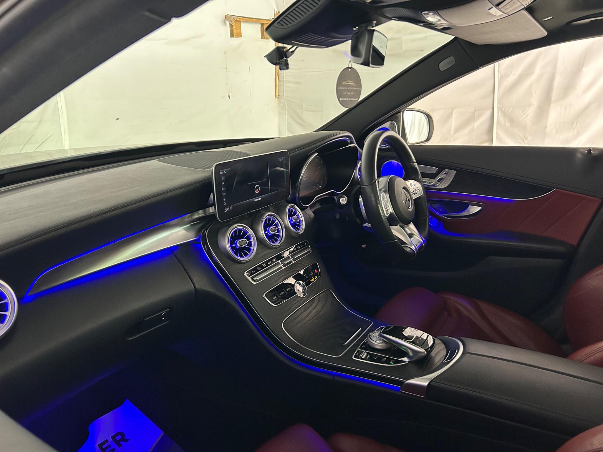 Mercedes-Benz C-Class view 19
