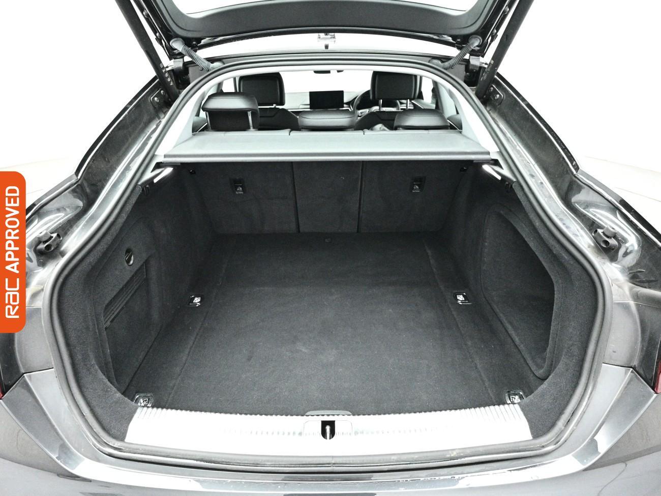 Audi A5 view 28