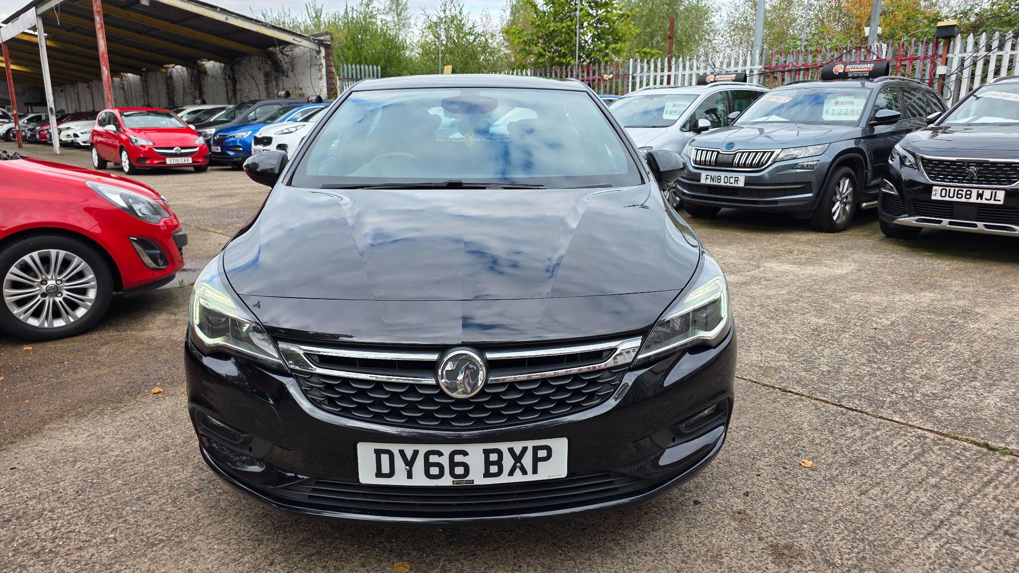 Vauxhall Astra view 10