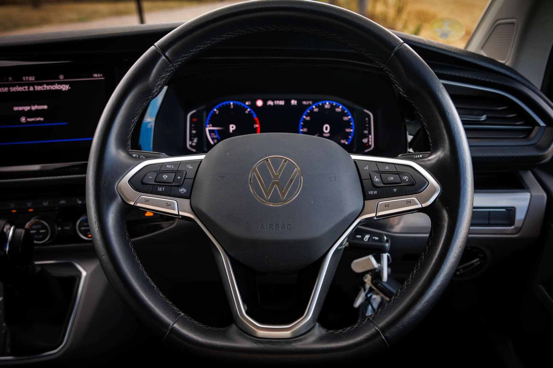 Volkswagen California view 35