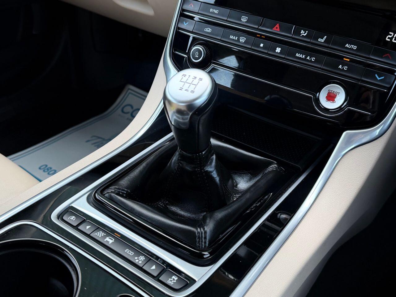 Jaguar Xe view 27