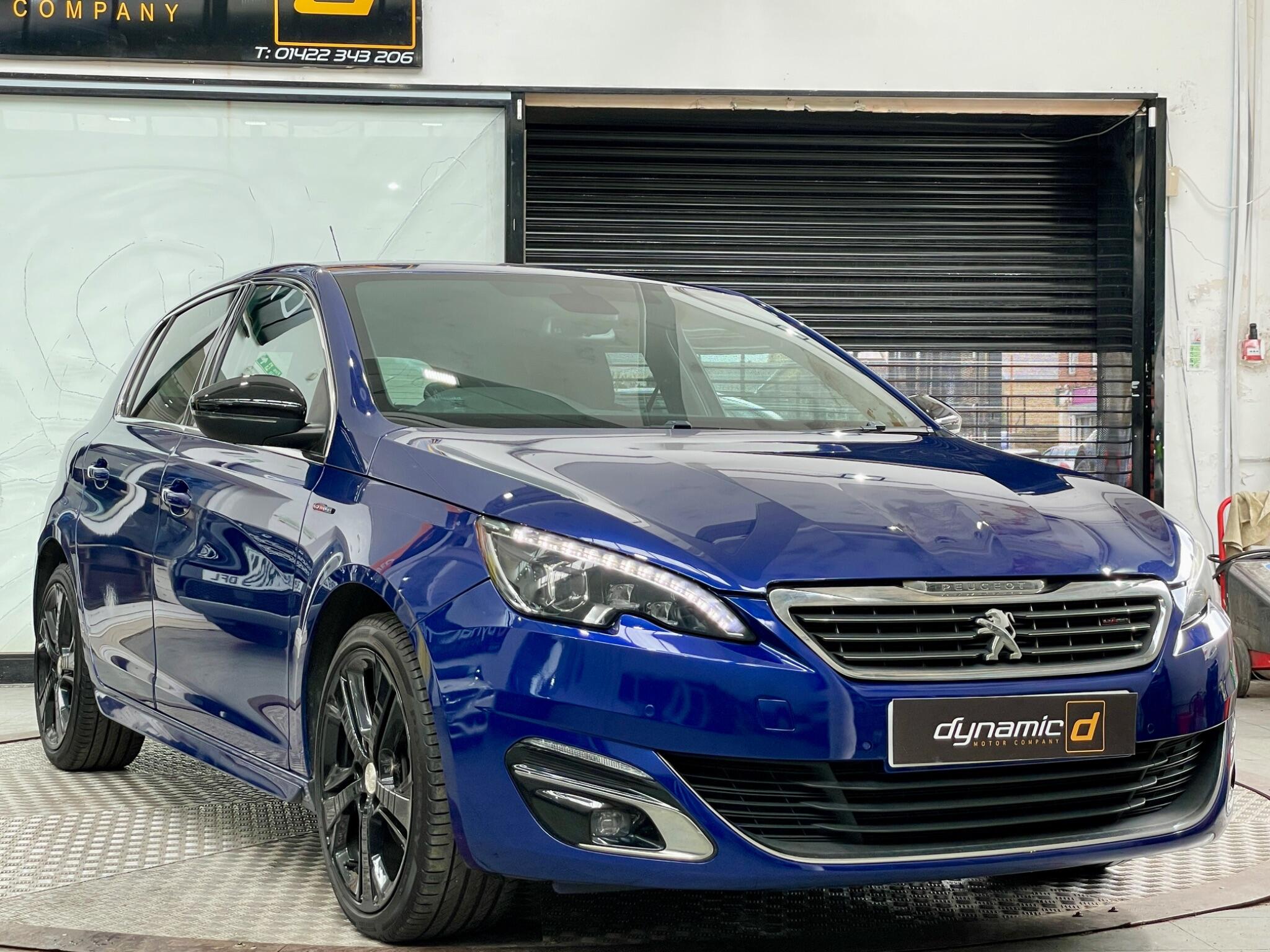 Peugeot 308 view 2