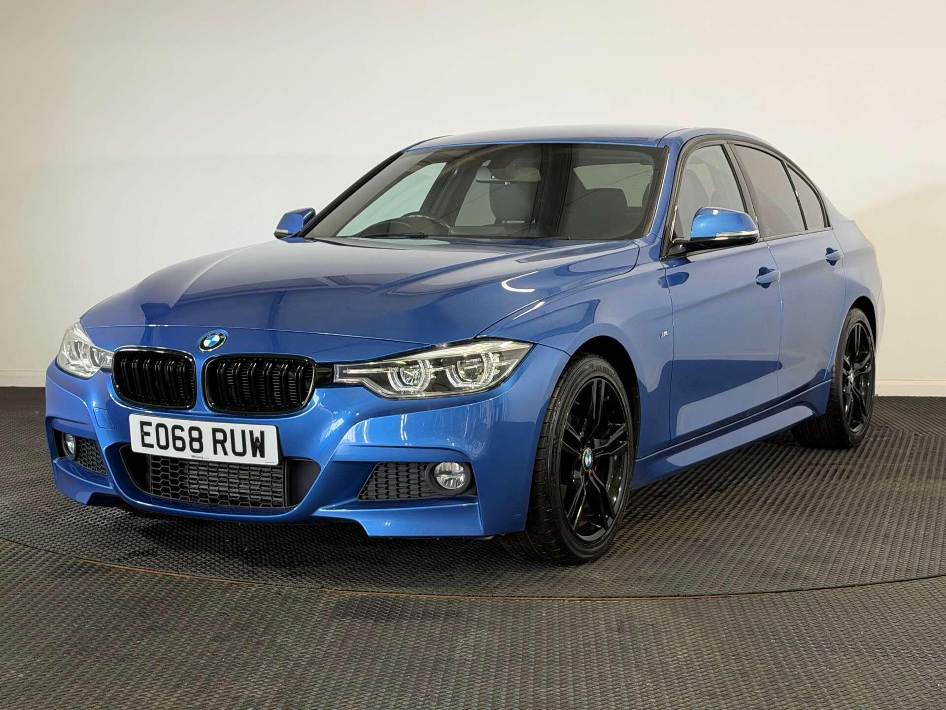 BMW 3 Series view 3