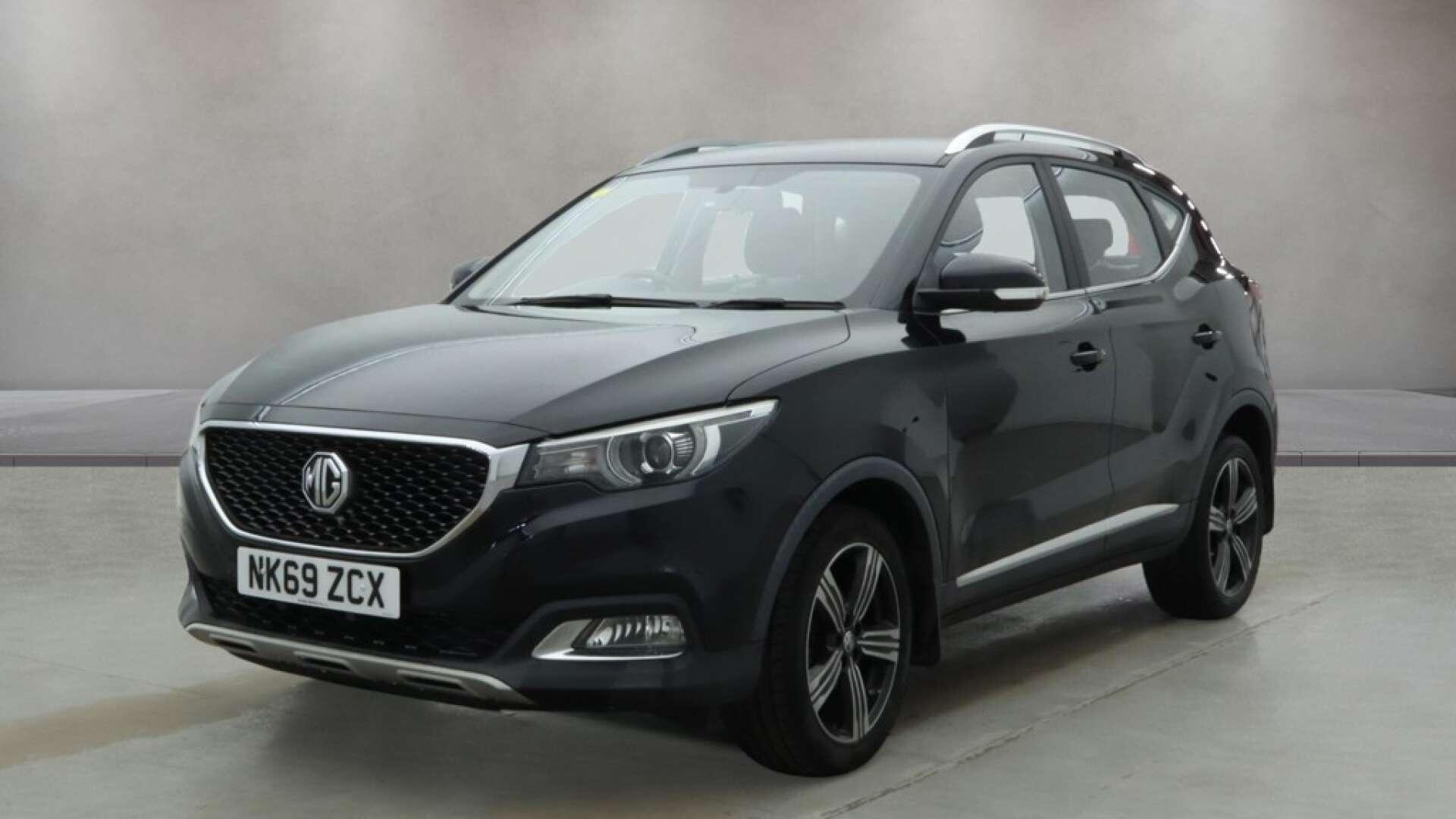 MG ZS view 8