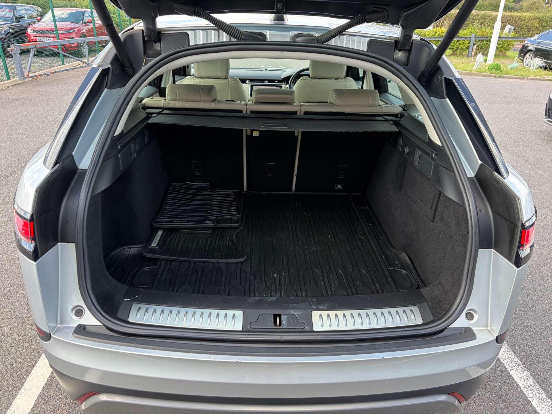 Land Rover Range Rover Velar view 25