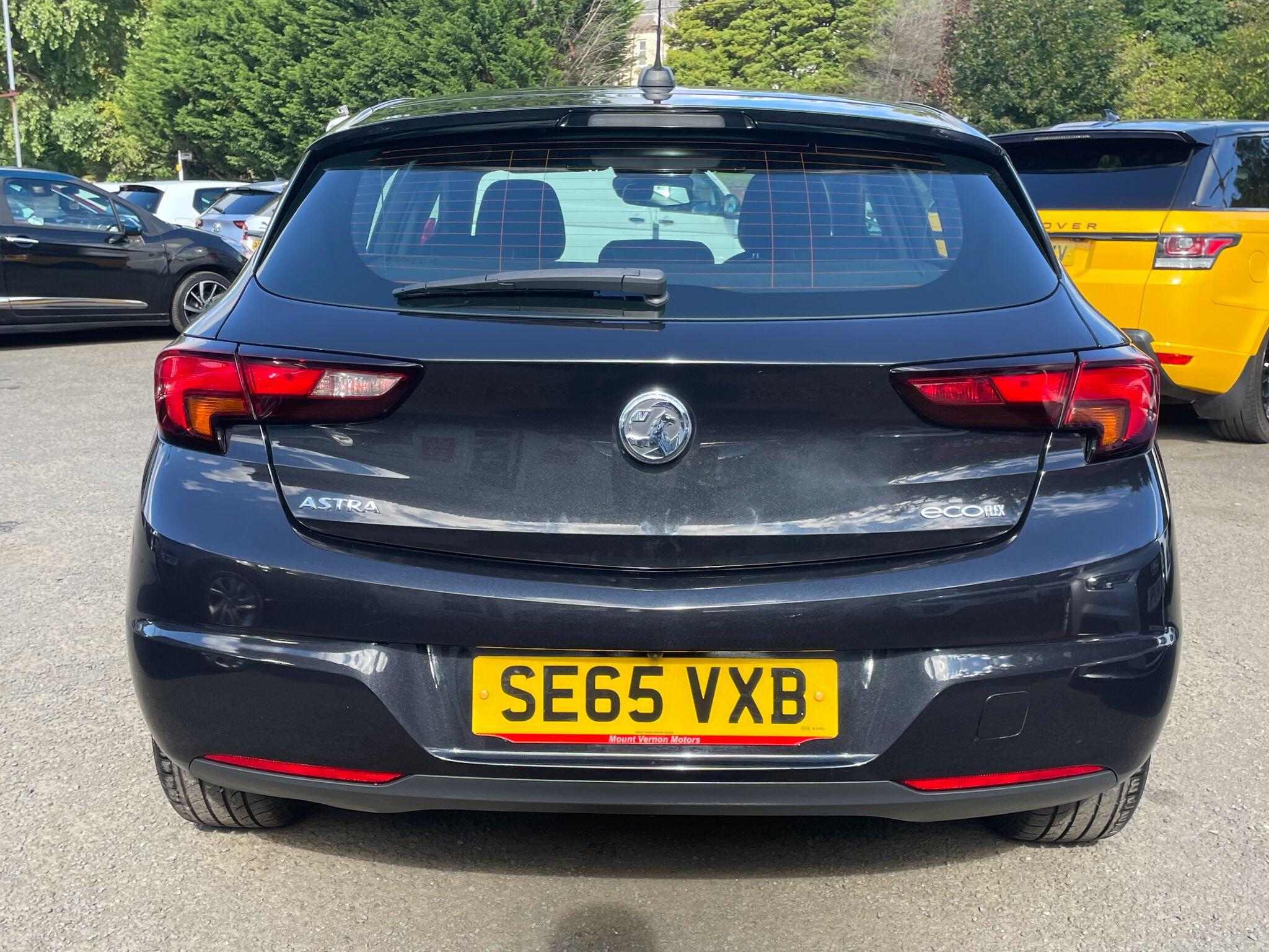 Vauxhall Astra view 12