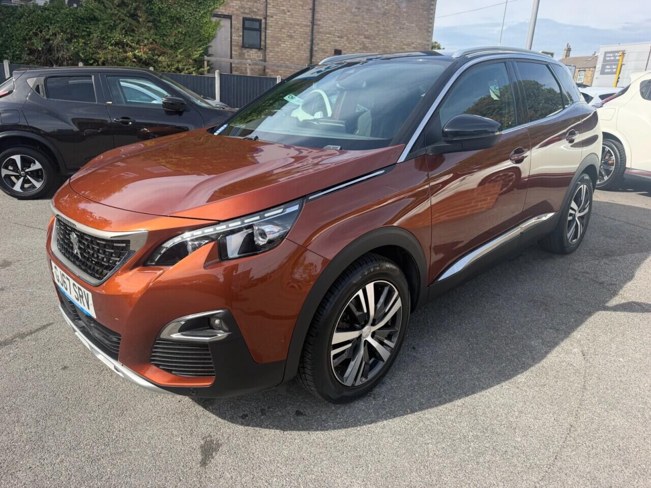Peugeot 3008 view 5