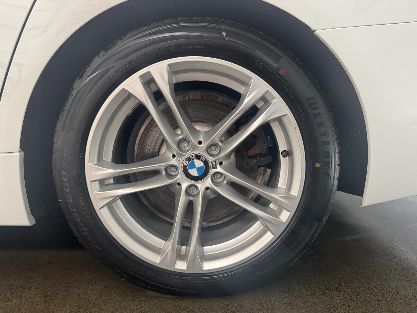 BMW 5 Series view 50