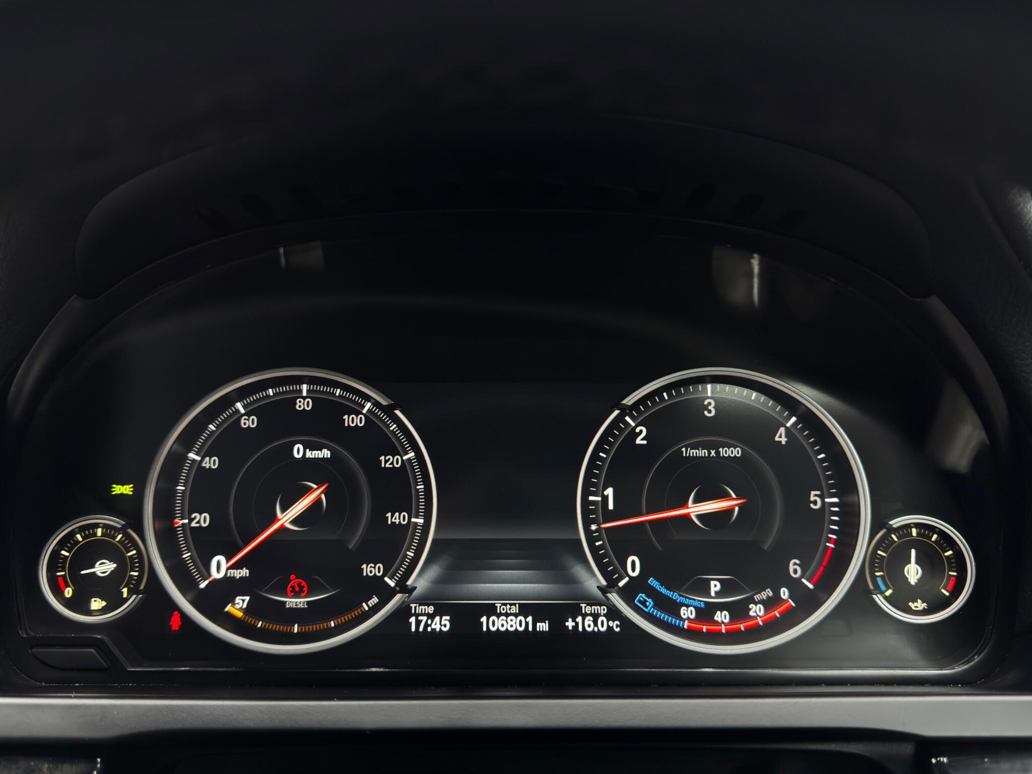 BMW 7 Series view 21