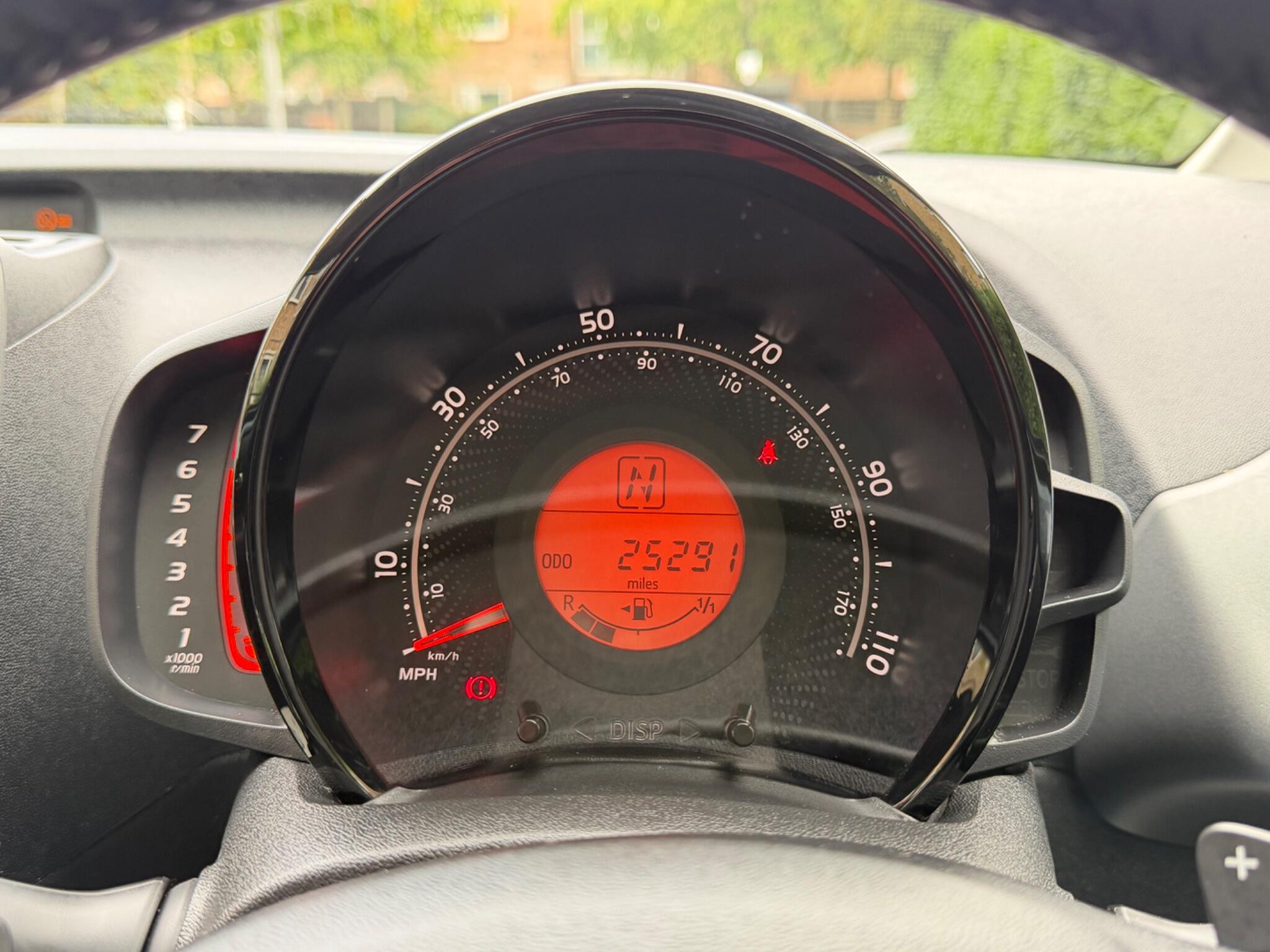 Toyota Aygo view 28