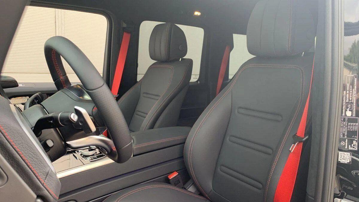 Mercedes-Benz G-Class view 11