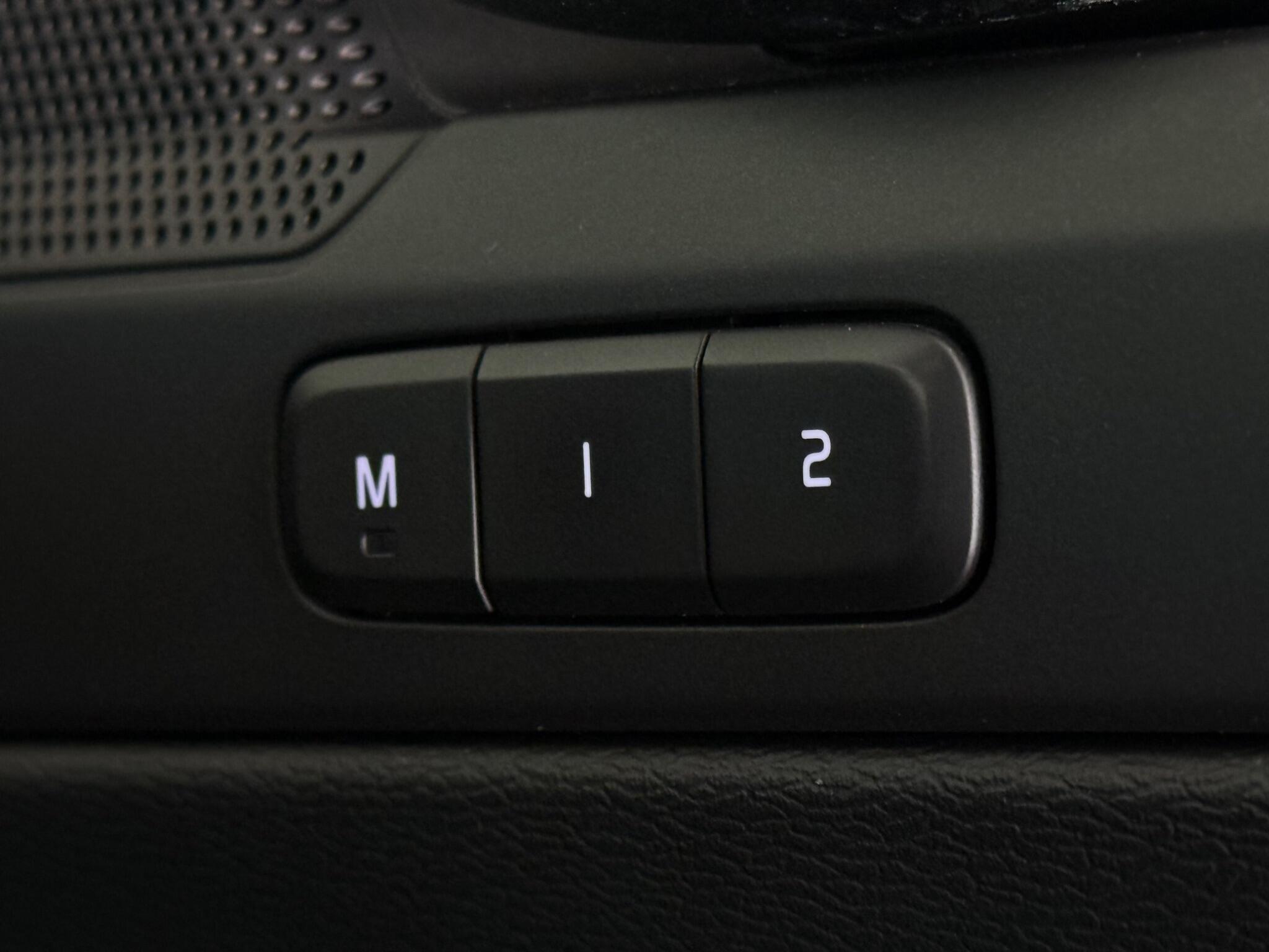 Volvo XC40 view 19