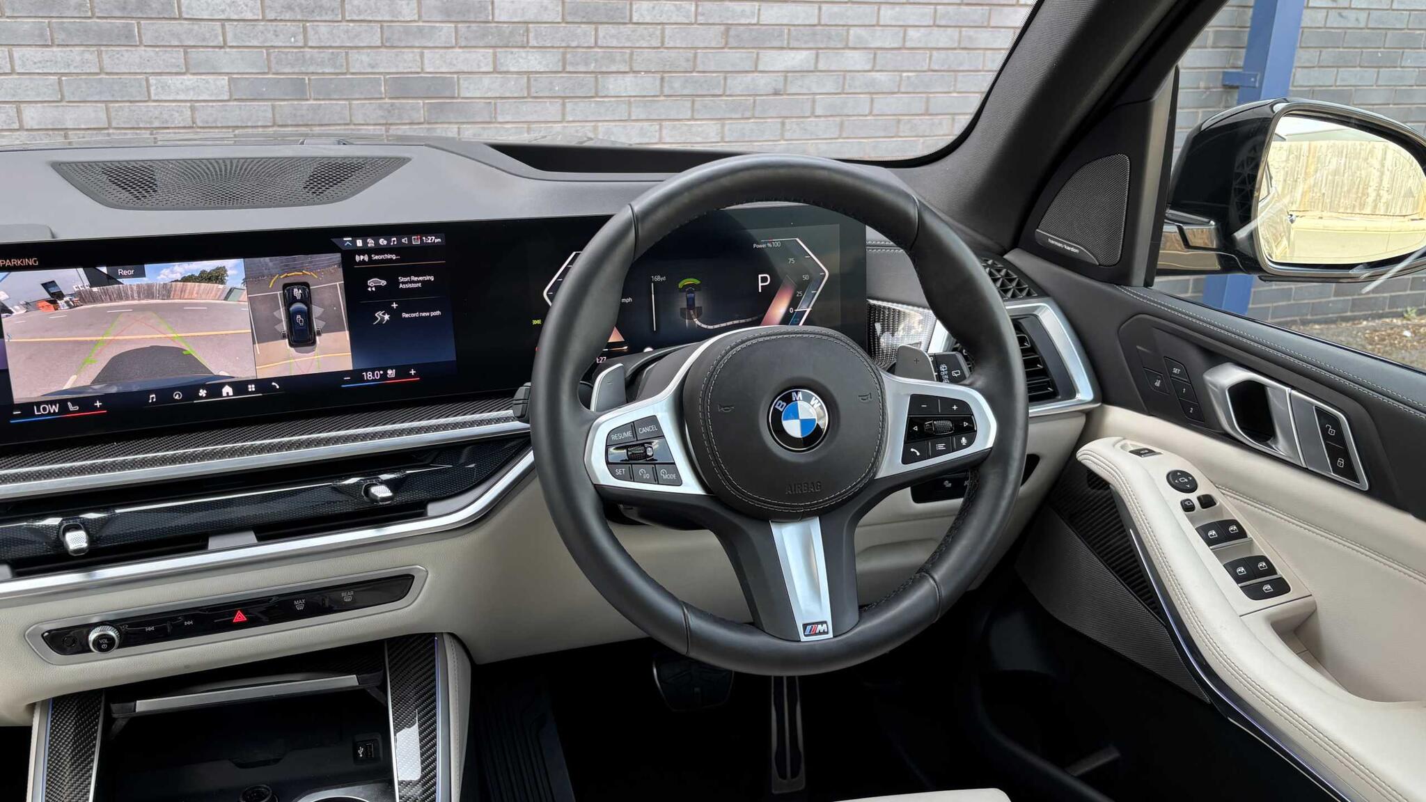 BMW X5 view 5