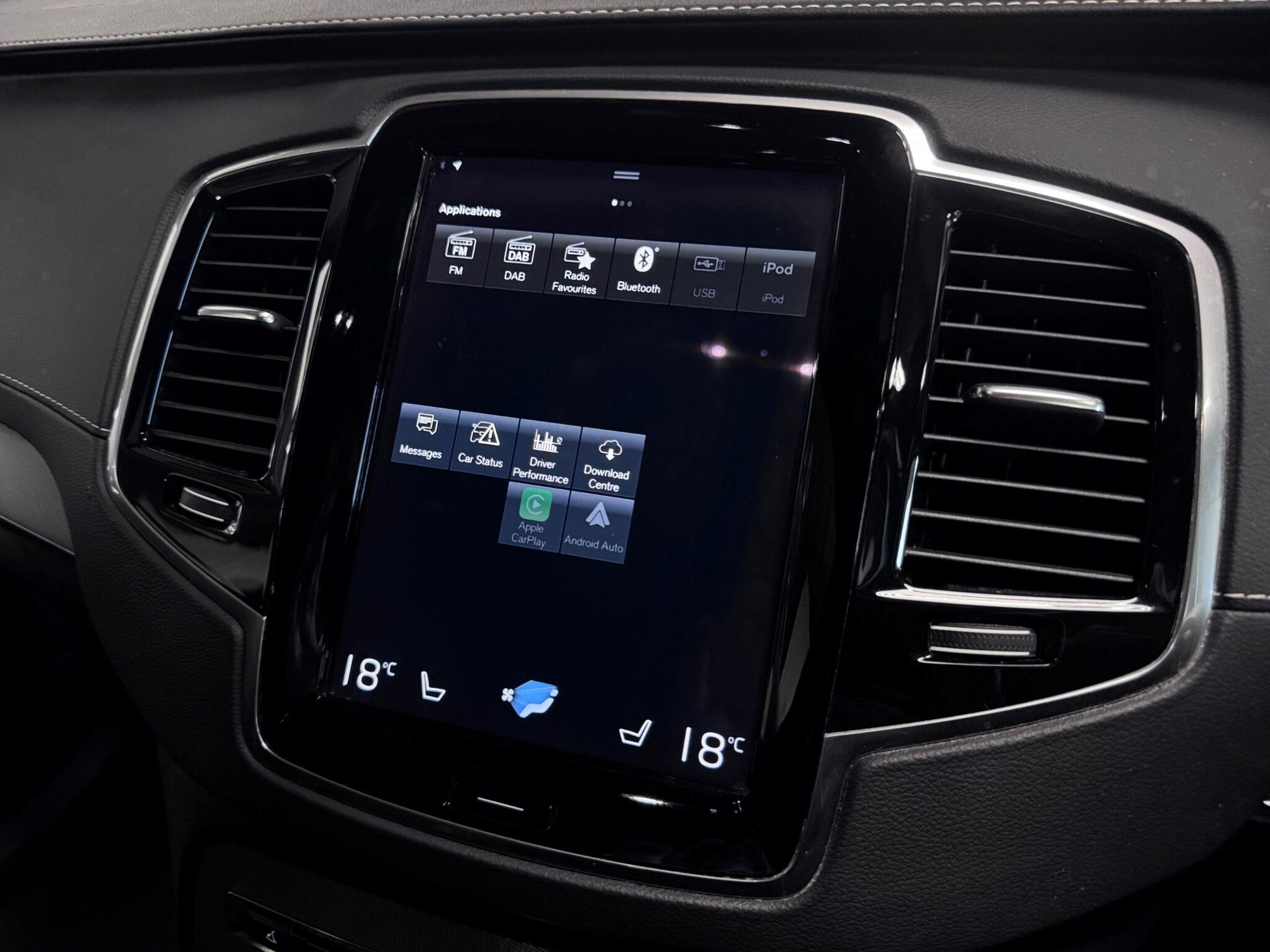 Volvo XC90 view 12