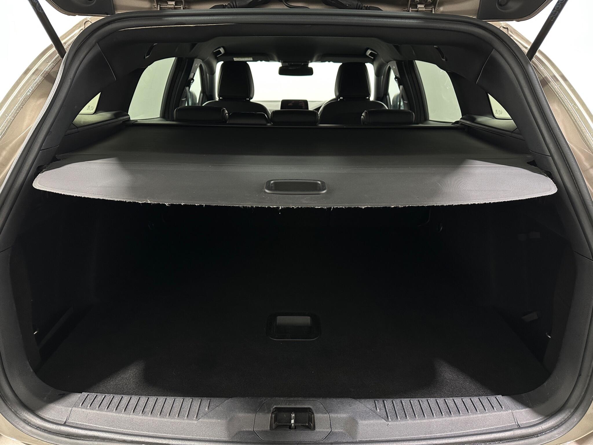 Ford Focus view 45