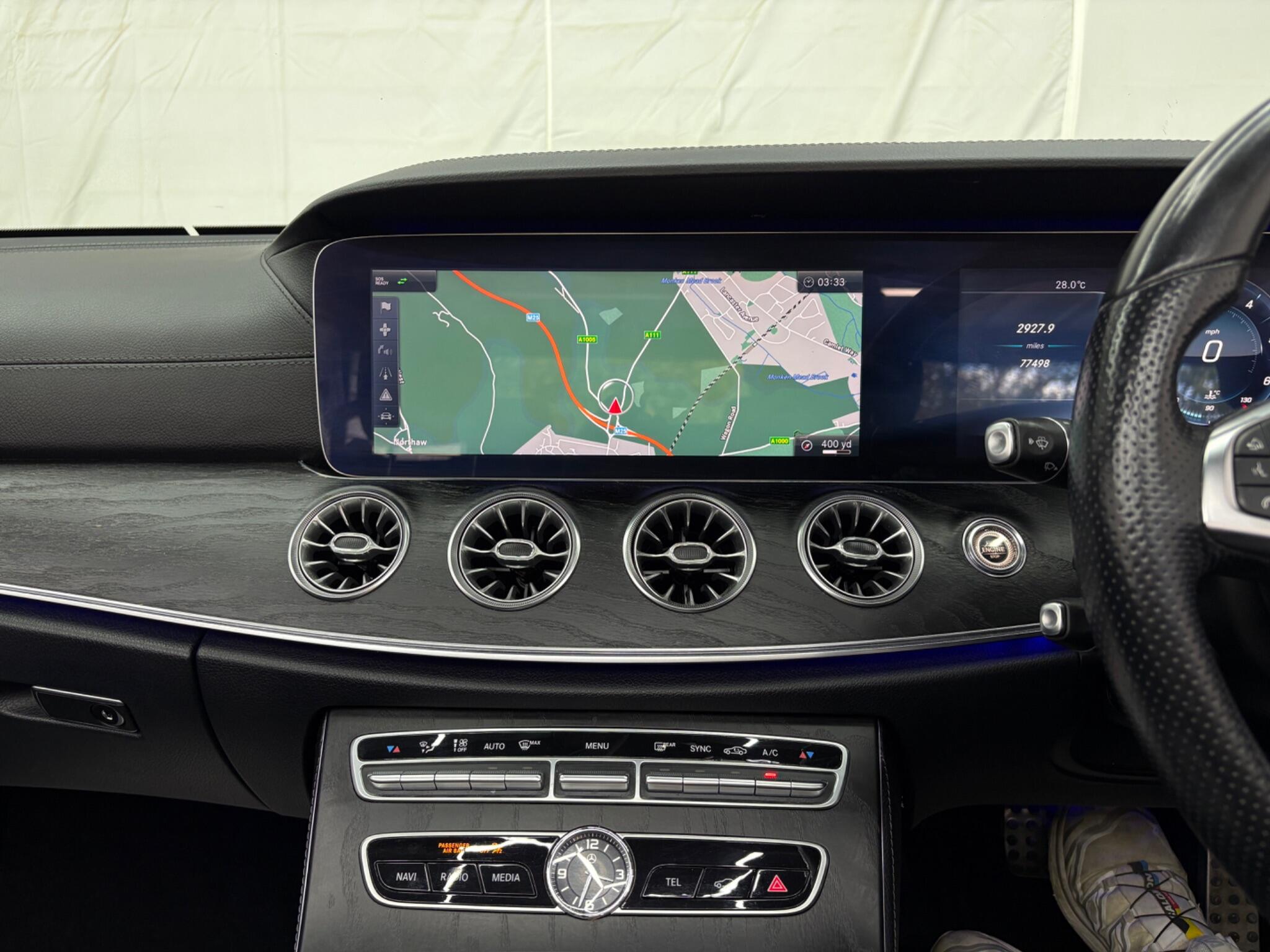 Mercedes-Benz E-Class view 39