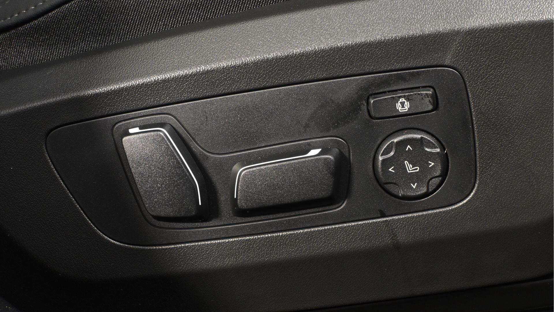BMW X3 view 25