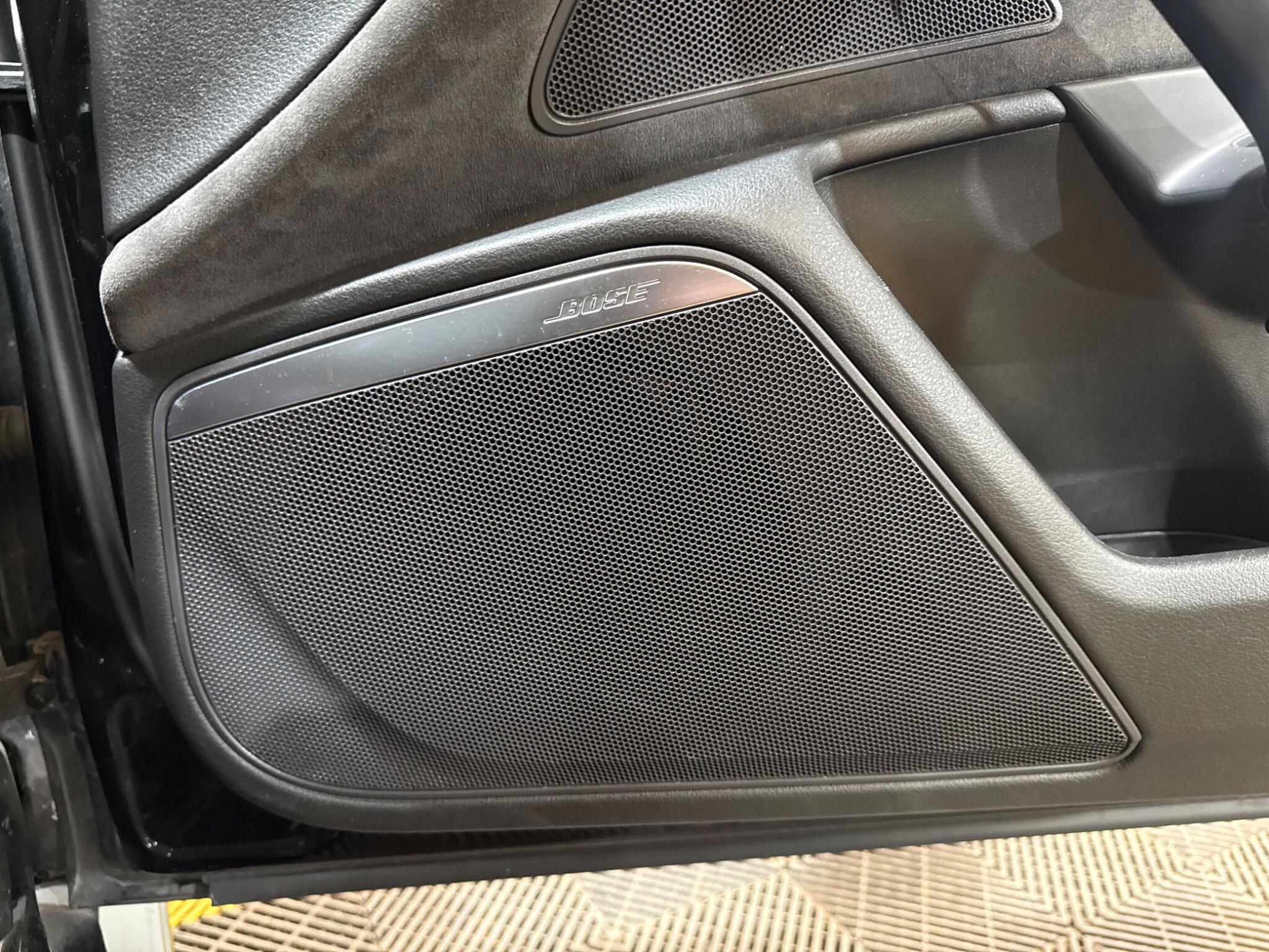 Audi RS6 view 40