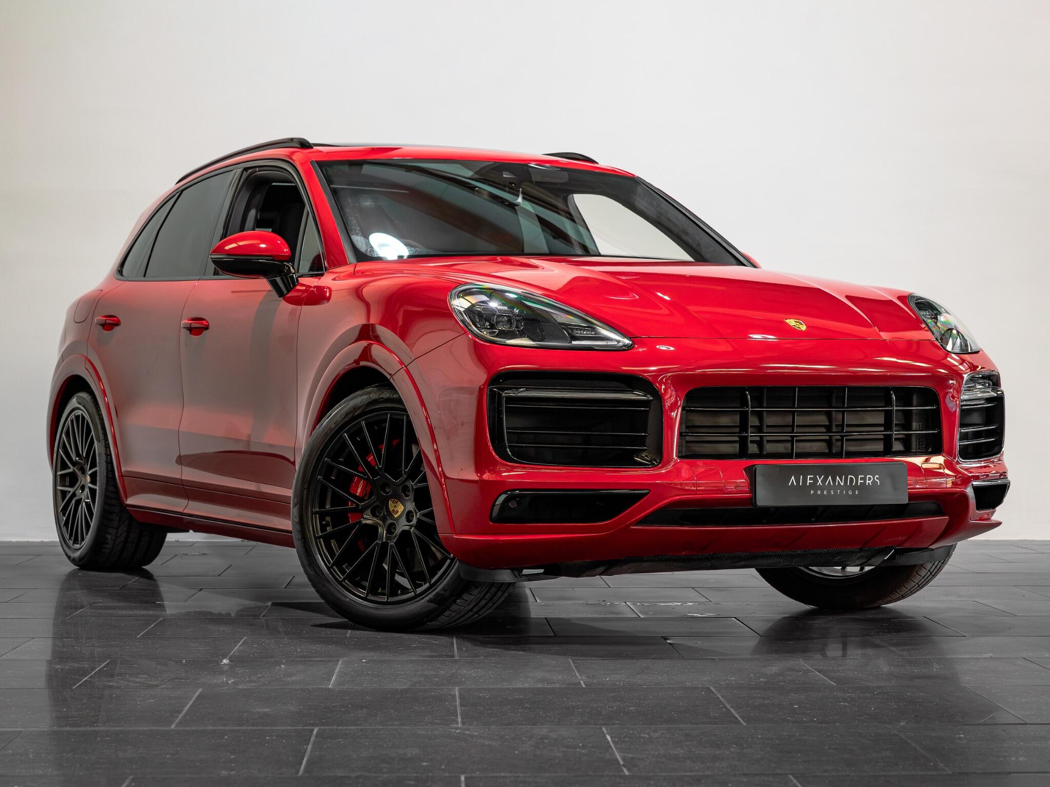 Porsche Cayenne view 6