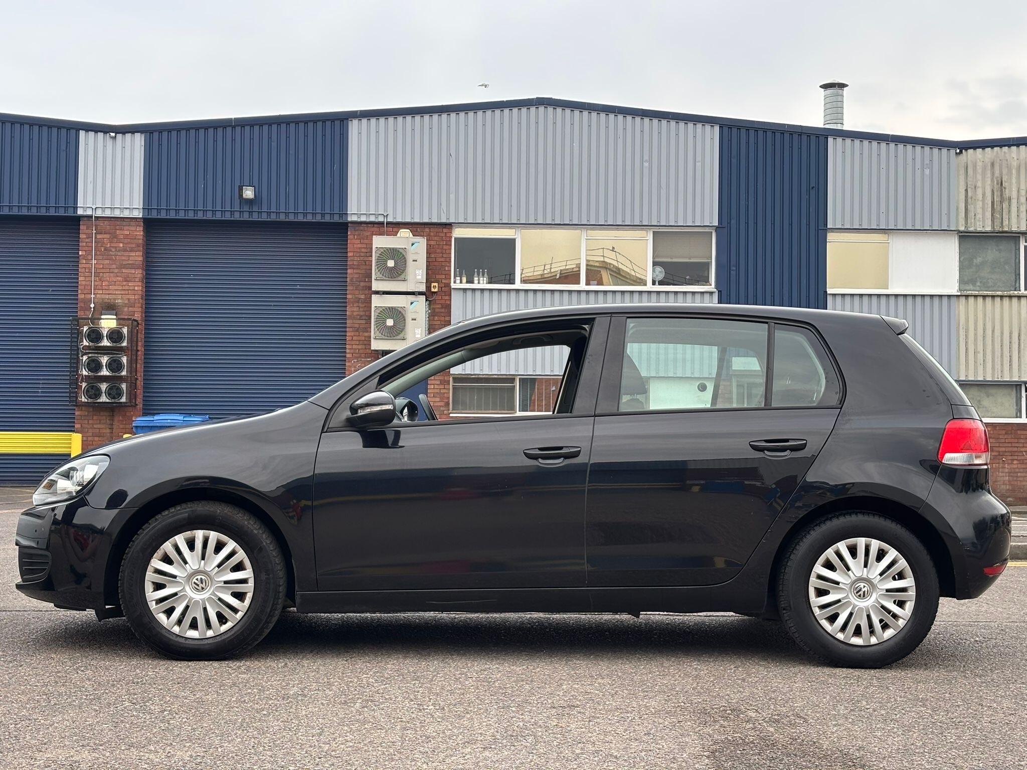 Volkswagen Golf view 12