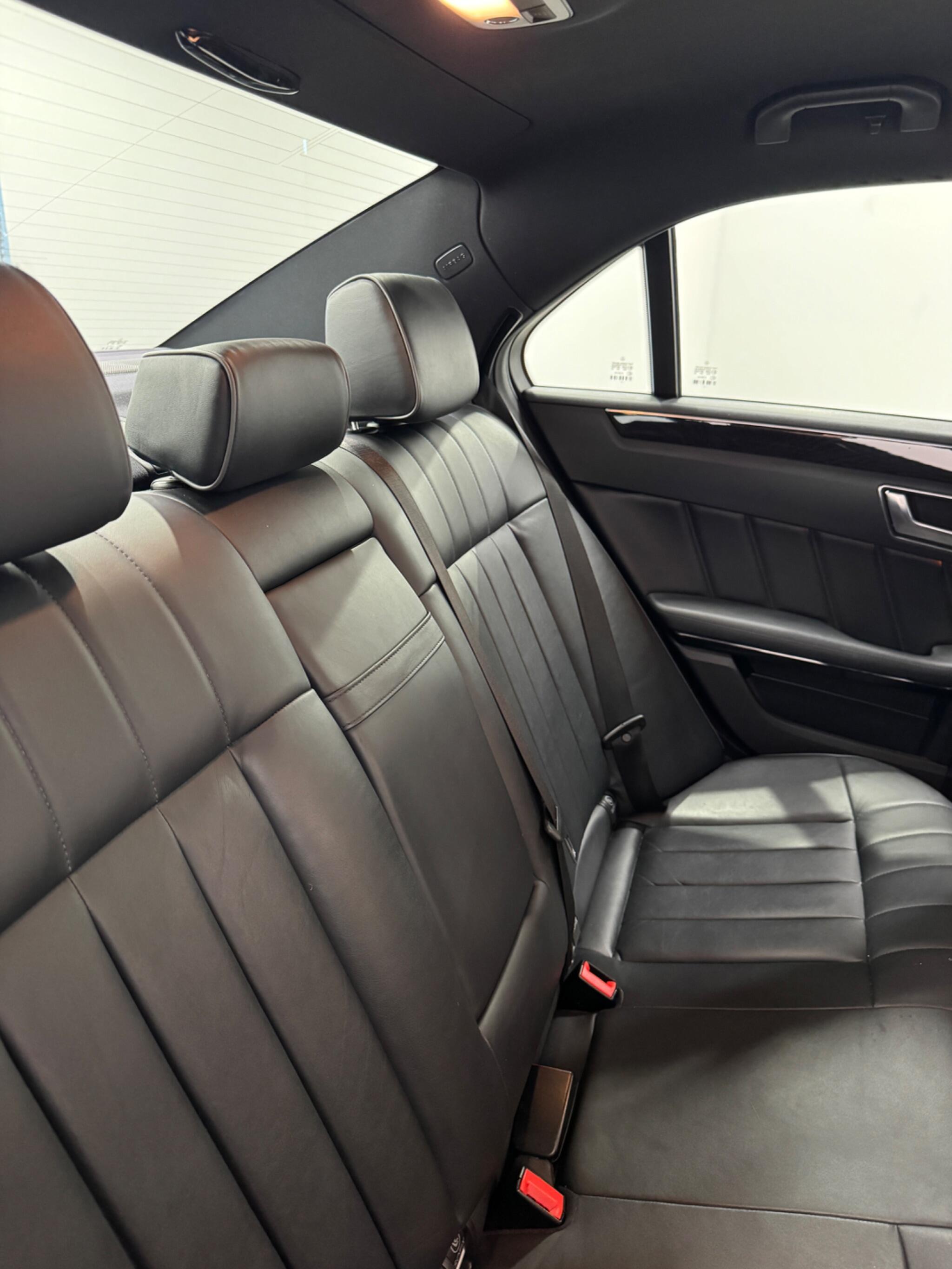 Mercedes-Benz E-Class view 13