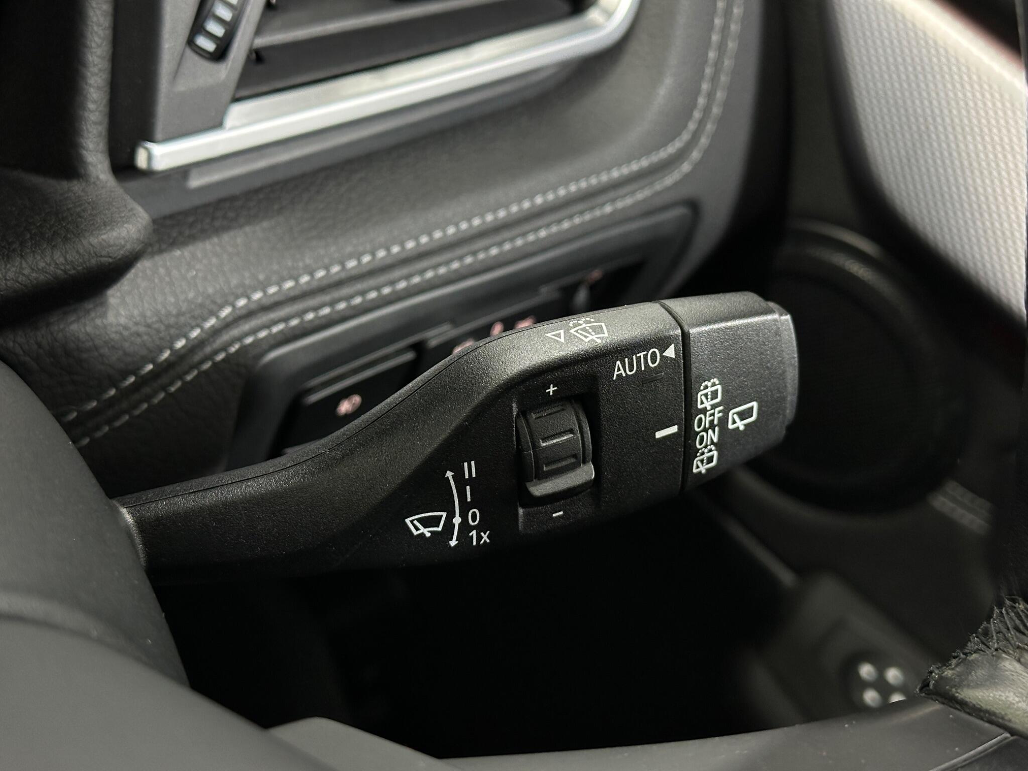 BMW 2 Series view 17