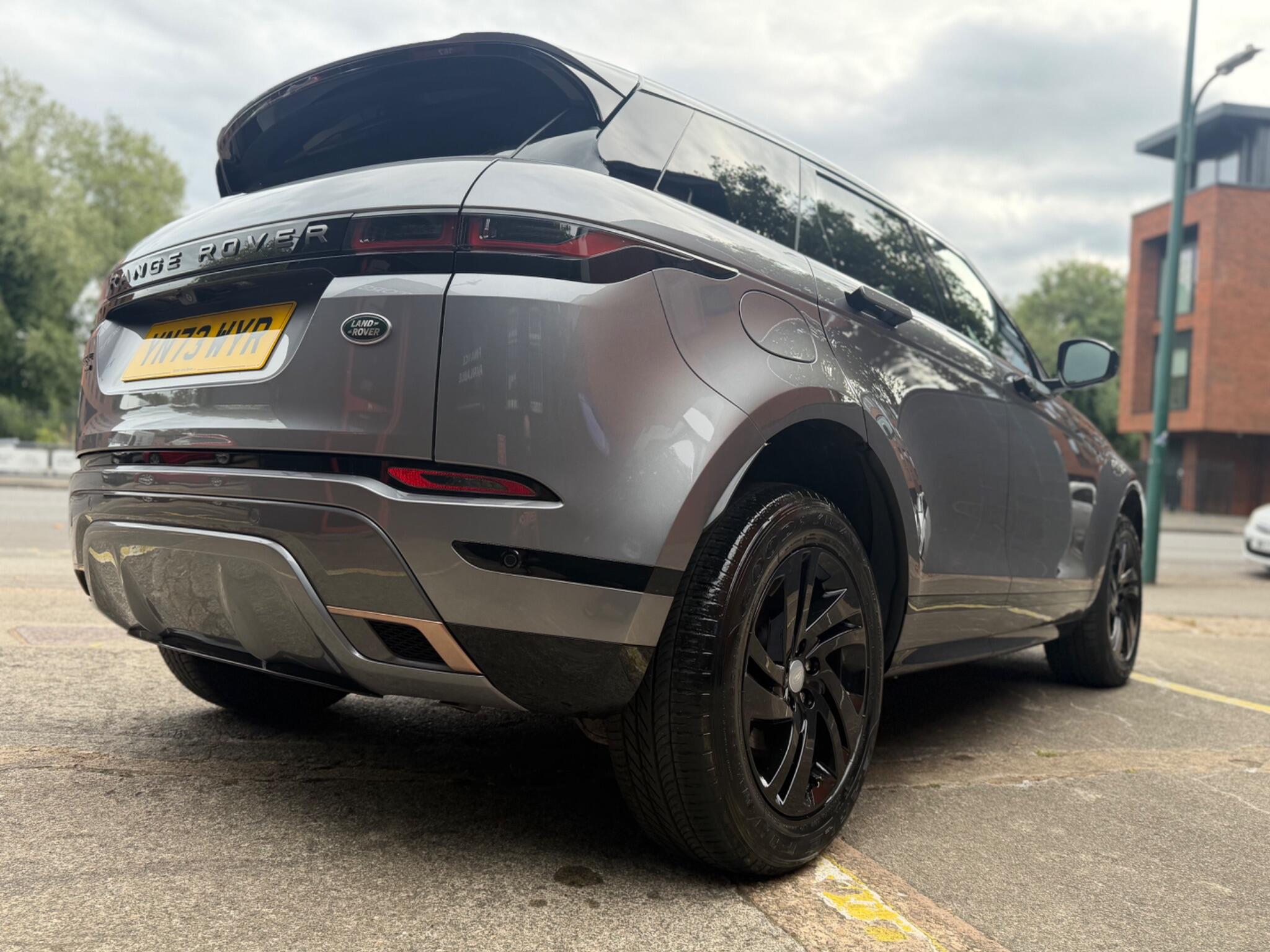 Land Rover Range Rover Evoque view 20