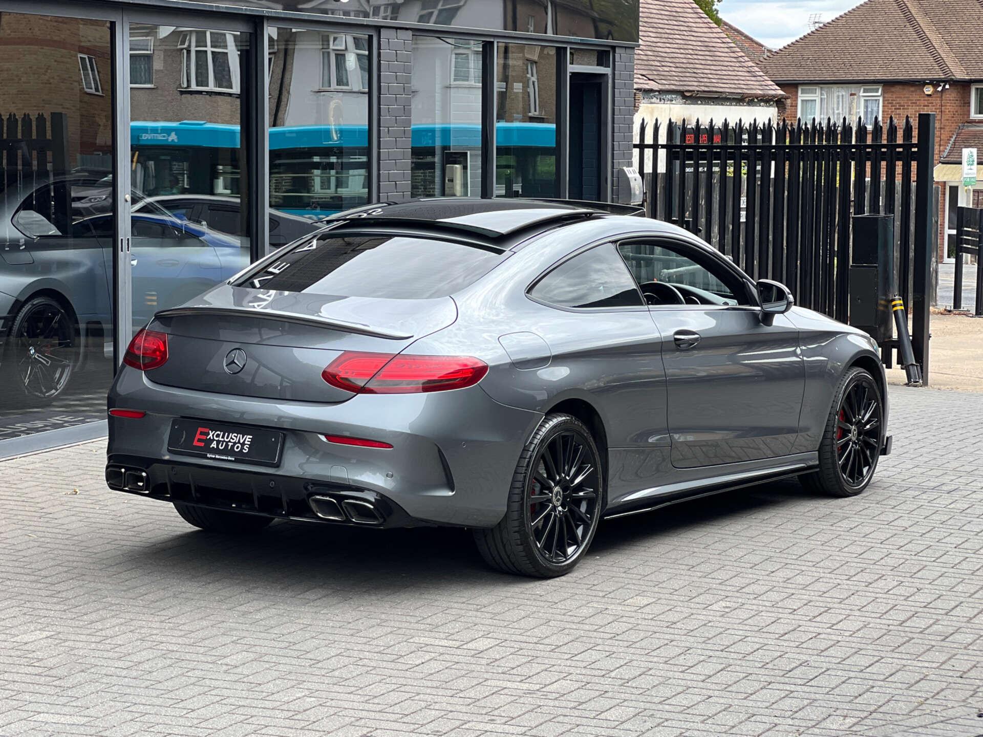 Mercedes-Benz C Class view 3