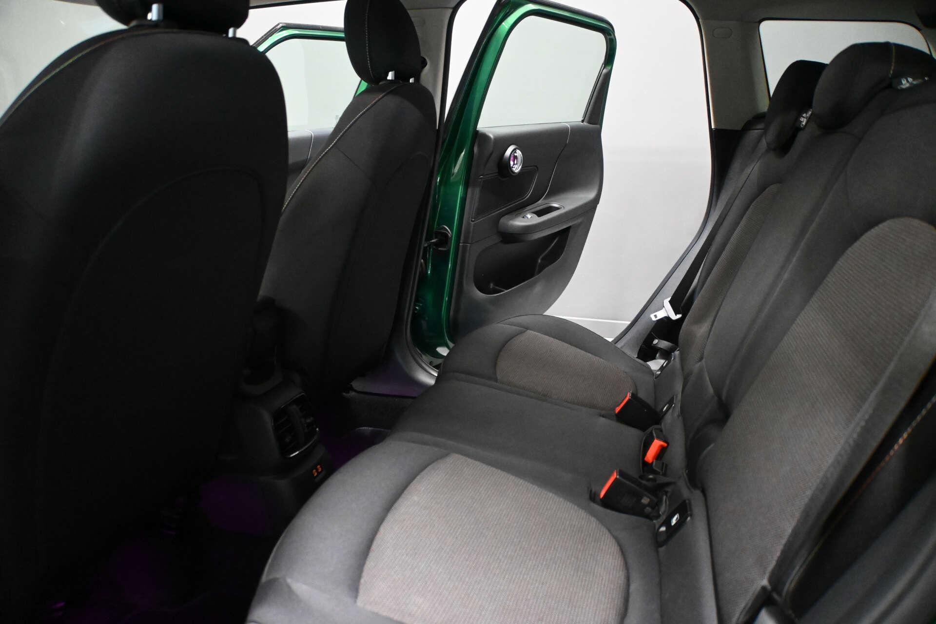 Mini Countryman view 13