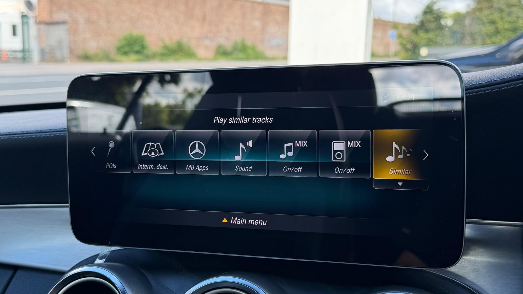 Mercedes-Benz C-Class view 26