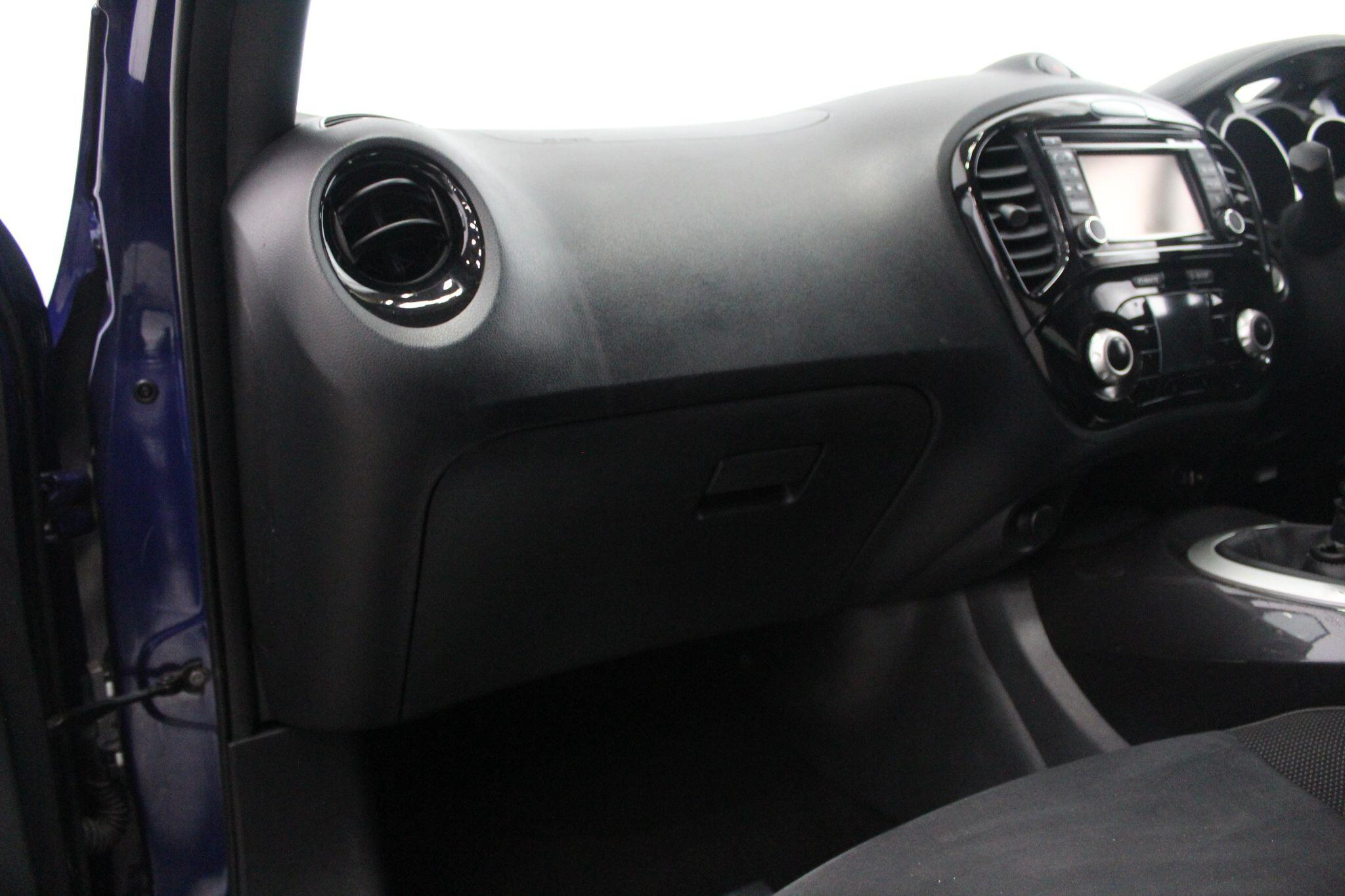 Nissan Juke view 27