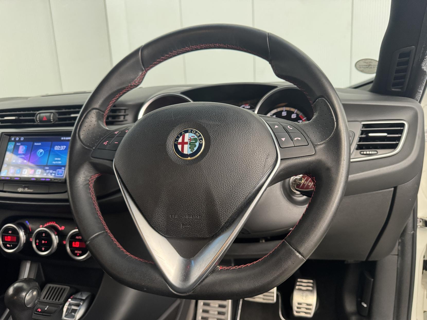 Alfa Romeo Giulietta view 54