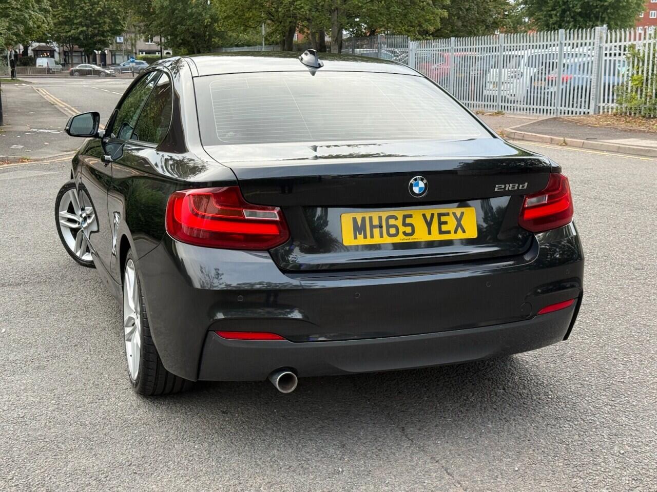 BMW 2 Series view 4