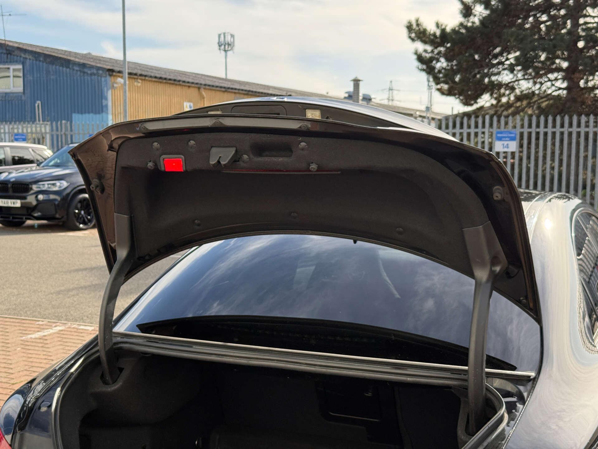 Mercedes-Benz Cla view 30