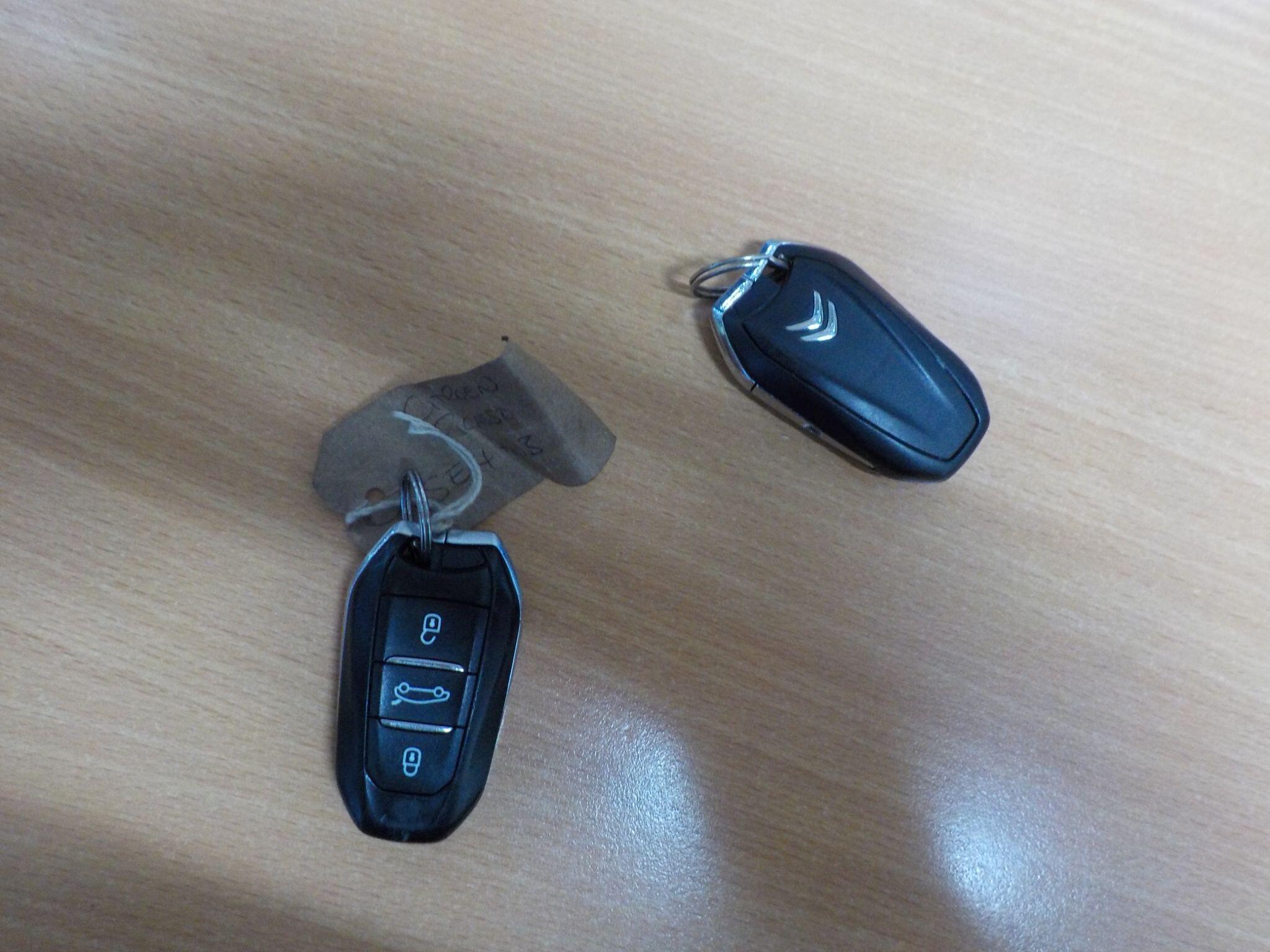 Citroen Grand C4 Picasso 1.6 e-HDi Airdream VTR+ Euro 5 (s/s) 5dr