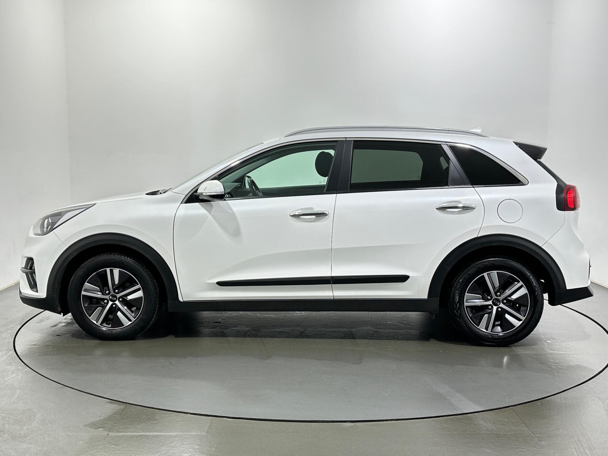 Kia Niro view 5