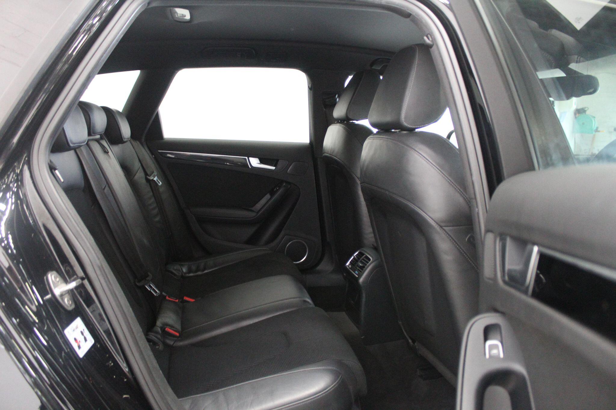 Audi A4 view 53