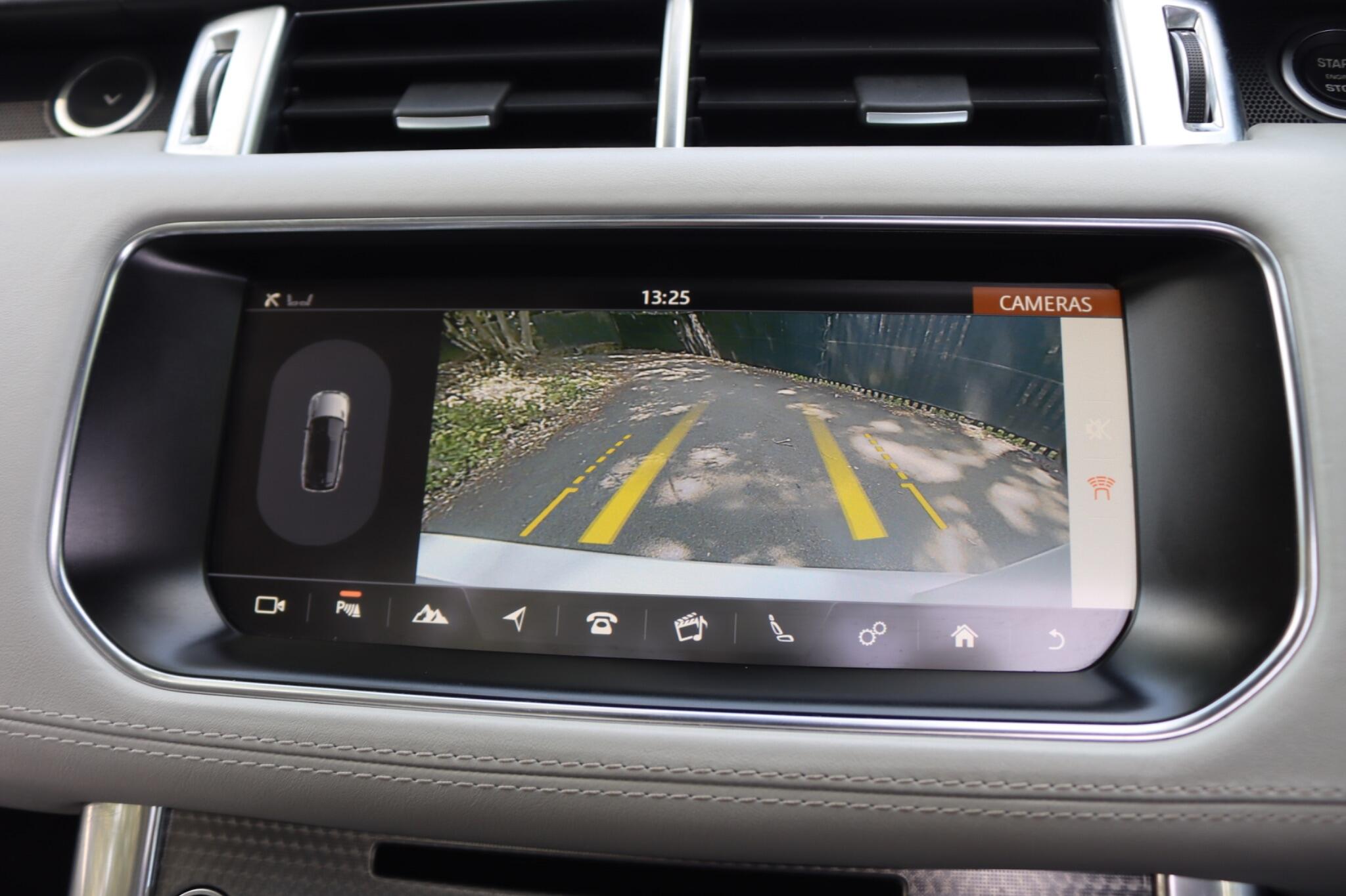 Land Rover Range Rover Sport view 33