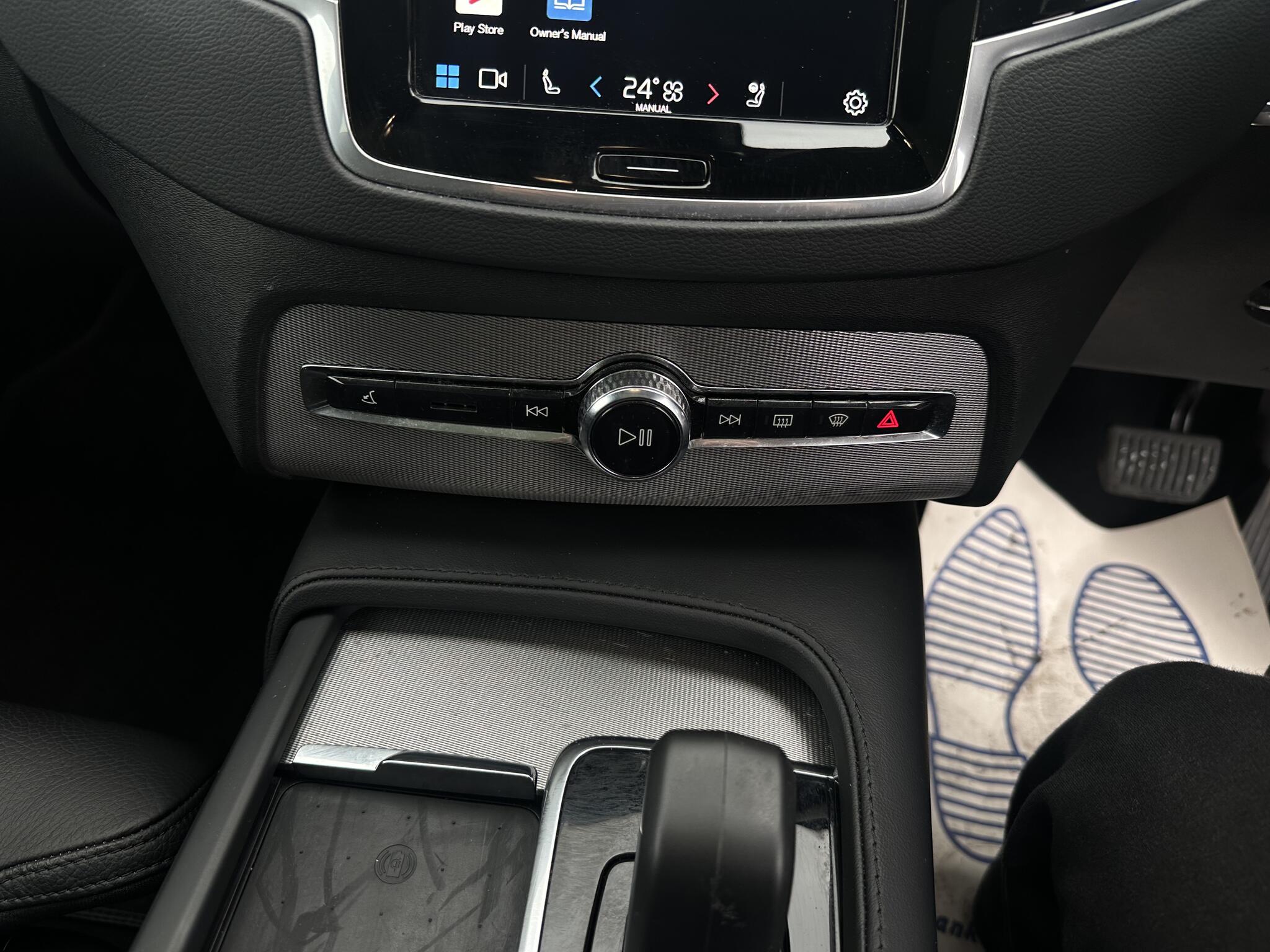 Volvo XC90 view 44