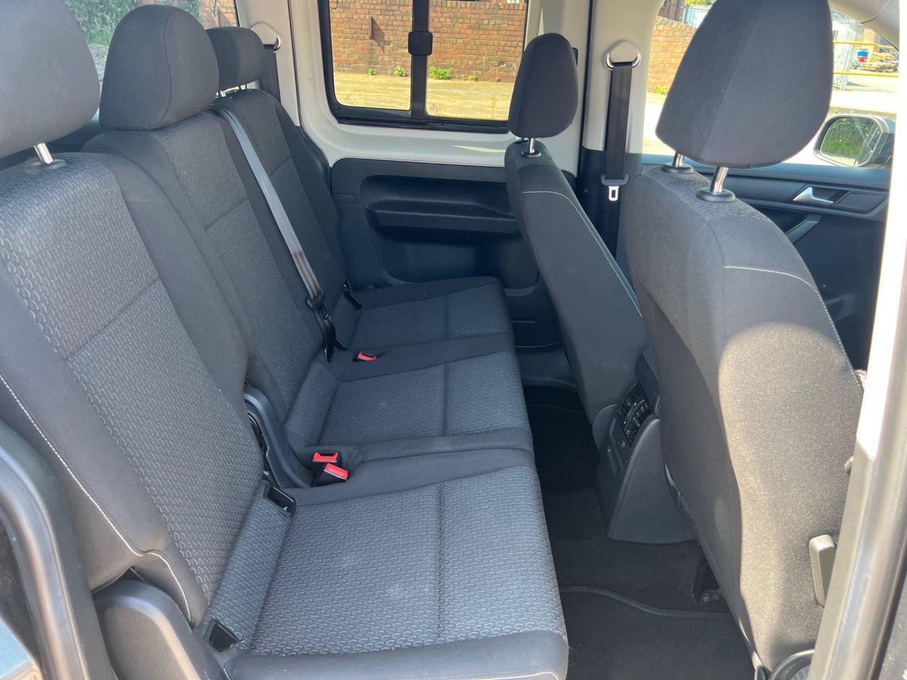 Volkswagen Caddy Maxi Life view 16