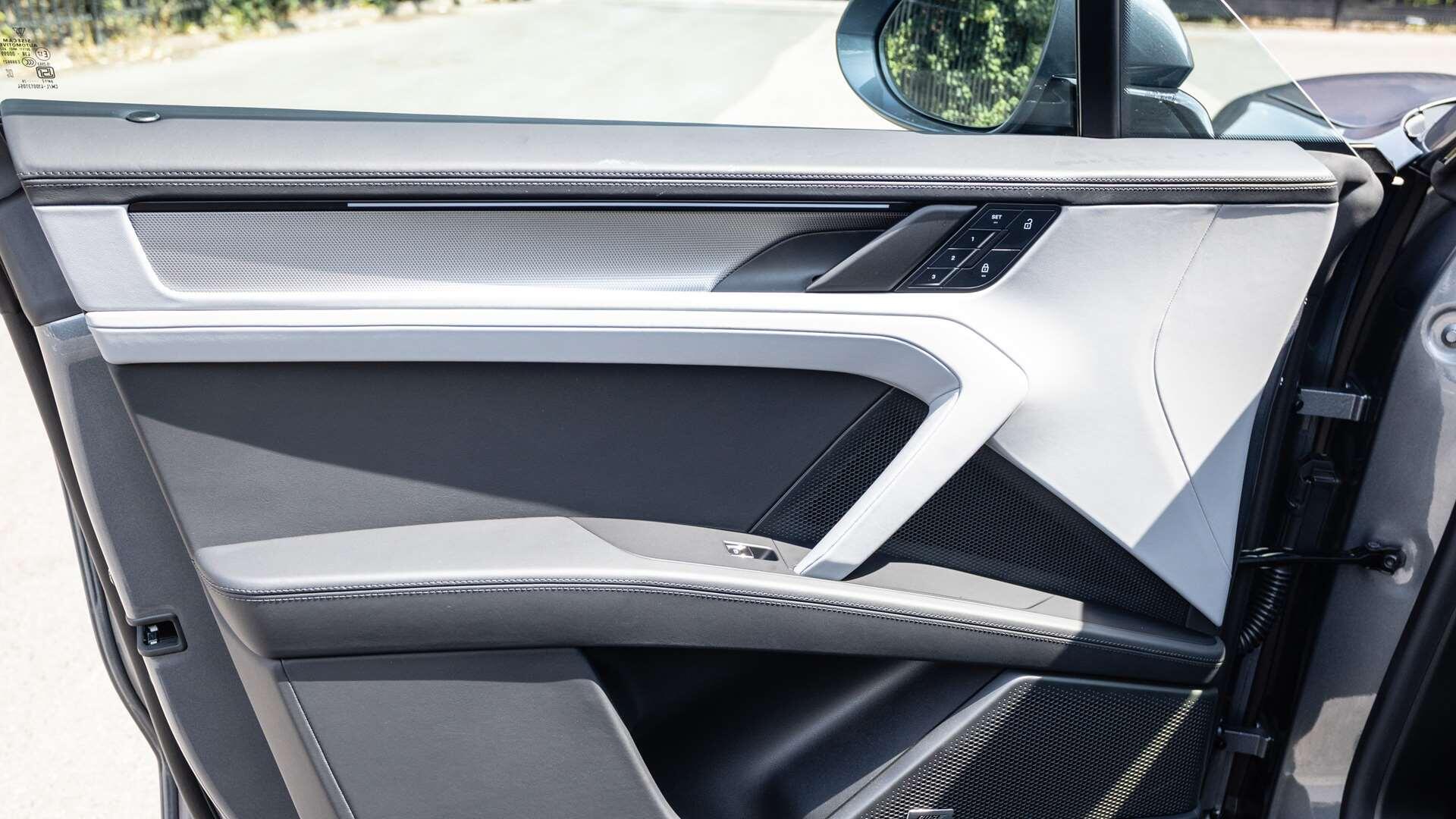 Porsche Cayenne view 34