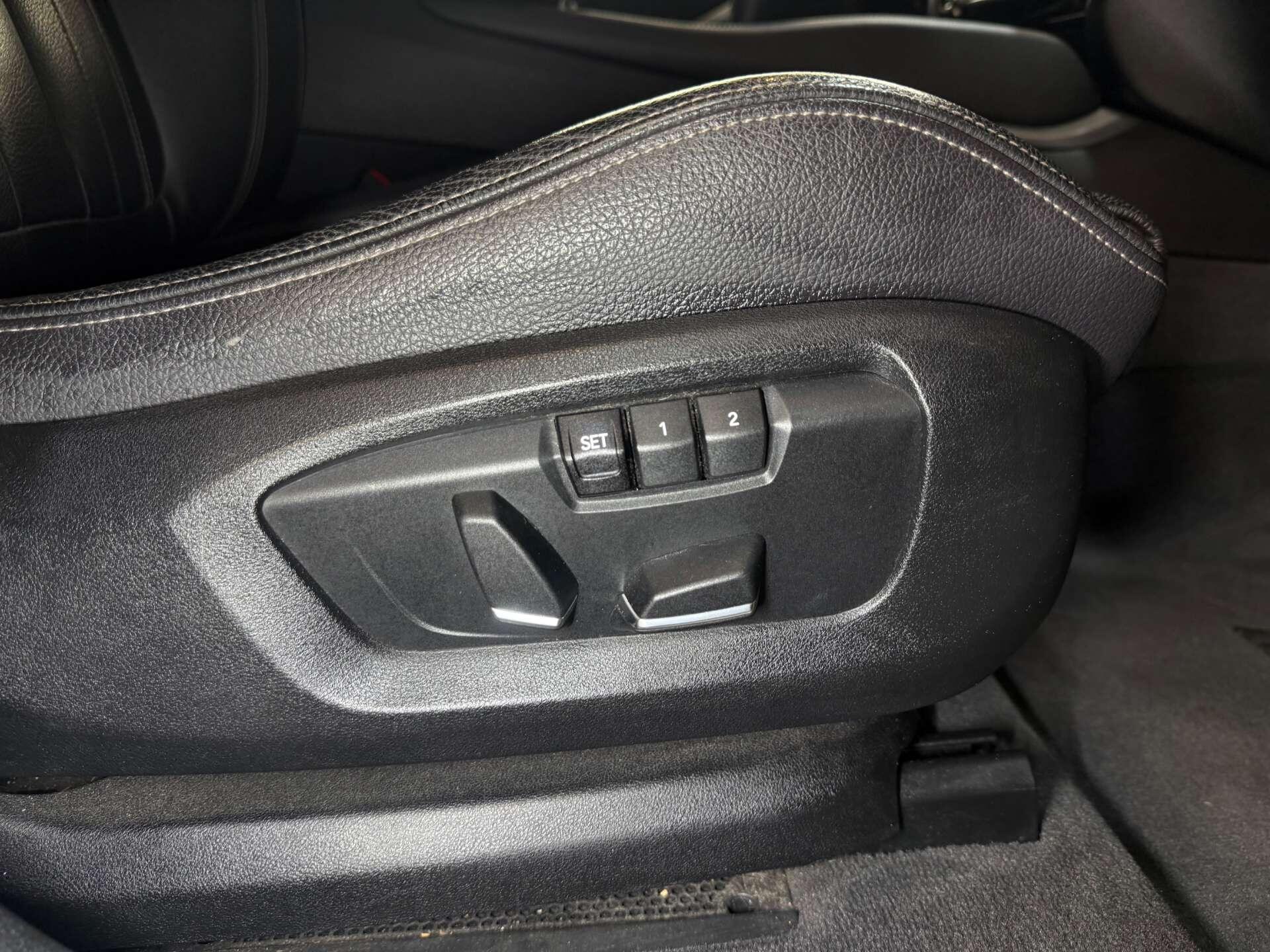 BMW X6 view 28