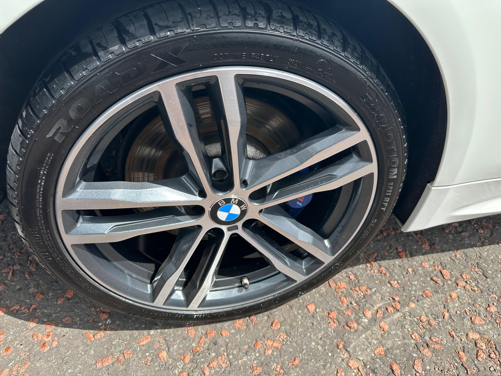 BMW 4 Series view 18