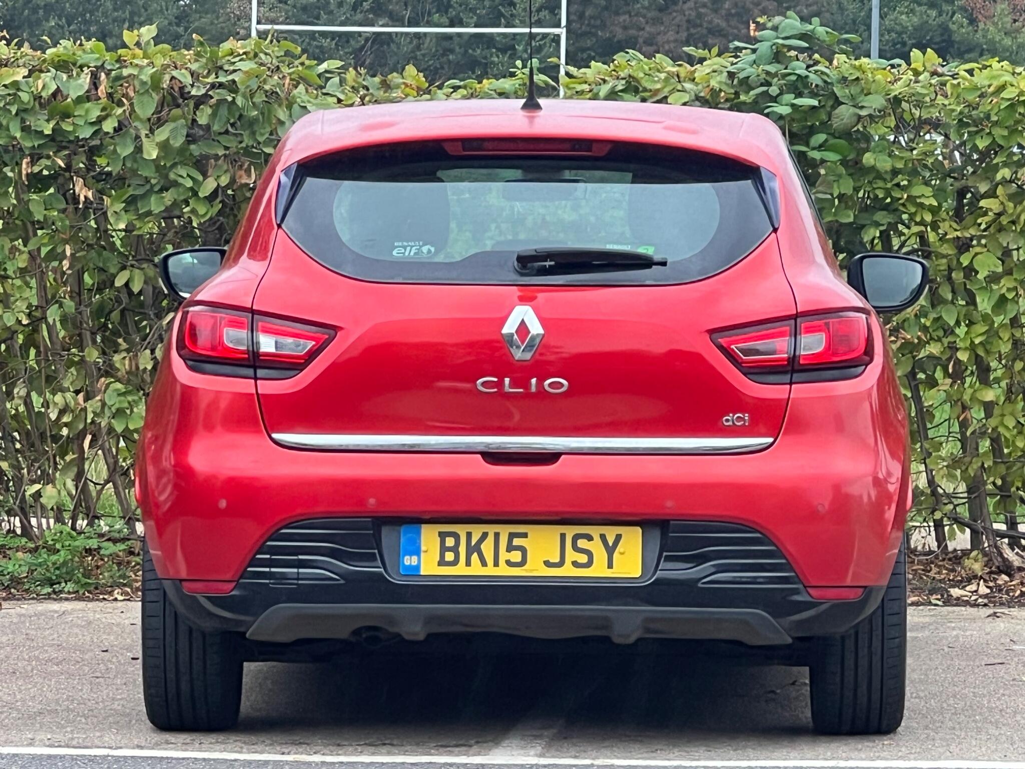 Renault Clio view 9